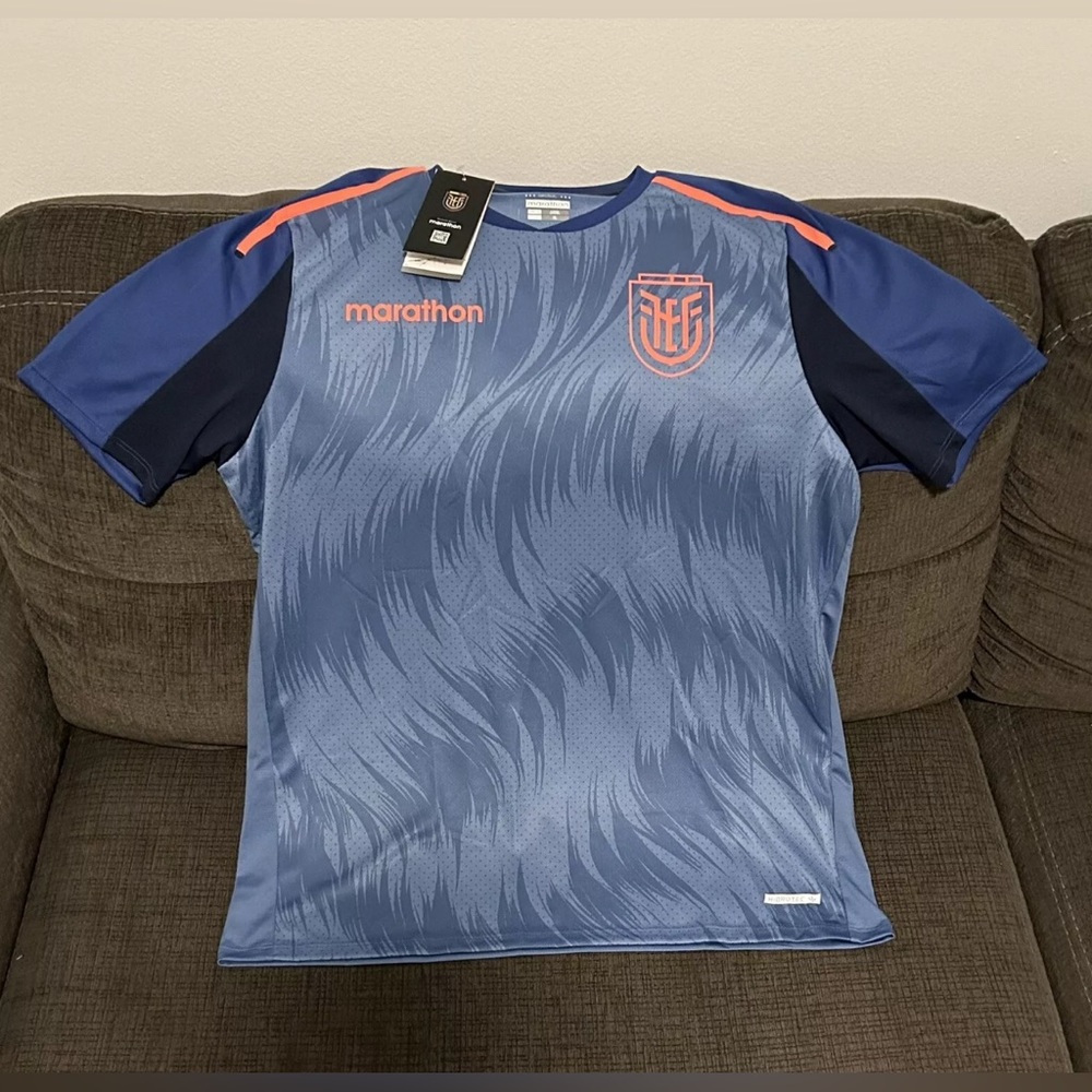 Marathon Authentic Ecuador National Team Soccer Training Jersey Men’s Sz: XL